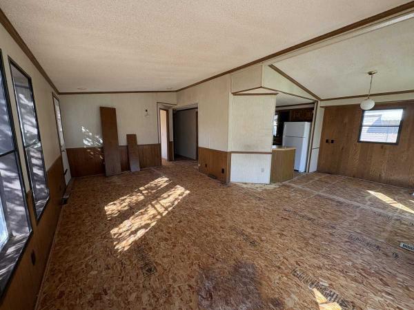 1989 Parkwood Mobile Home