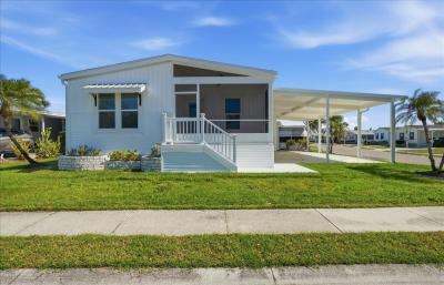 Photo 2 of 35 of home located at 226 Palm Boulevard Parrish, FL 34219