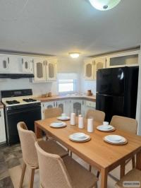 1995 Fairmont Mobile Home