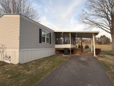 Photo 4 of 10 of home located at 29 Rangeview Acres Candler, NC 28715