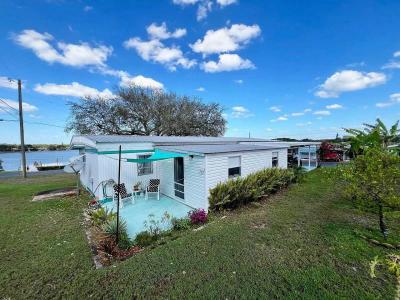 Photo 4 of 11 of home located at 28 Horseshoe Lane Lake Placid, FL 33852