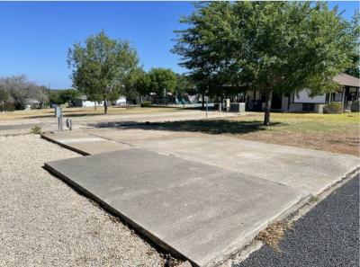 Mobile Home at 25 Paseo Encinal Drive Rv2 Kerrville, TX 78028