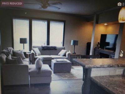 Photo 4 of 7 of home located at 10 Eagle Creek Dr Kyle, TX 78640