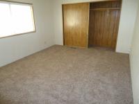 1981 Skyline Hillcrest Manufactured Home