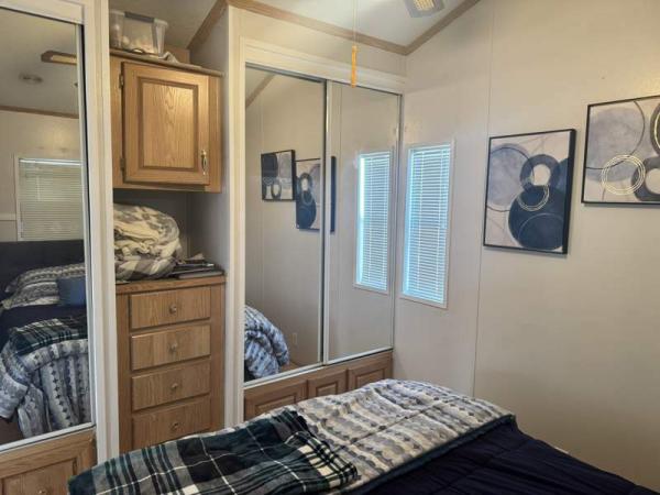 1994 Skyline Manufactured Home