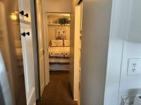 1985 Oaks Manufactured Home