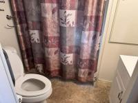 1985 Oaks Manufactured Home