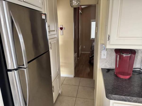 1992 Park Manufactured Home