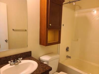 Photo 3 of 6 of home located at 4405 Picadilly Ct. Jackson, MI 49201