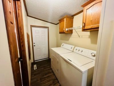 Photo 2 of 8 of home located at 4160 Vincent Court Jackson, MI 49201