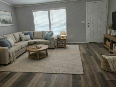 Mobile Home at 4 Highridge Parkway Hamburg, NY 14075