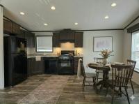 2021 CMH 56MED24442AH21S-OAK ALLEY Manufactured Home