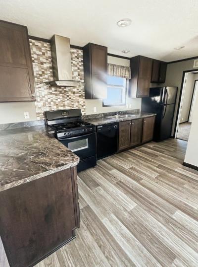 Mobile Home at 13318 S. Dixie Hwy. # 105 Holly, MI 48442