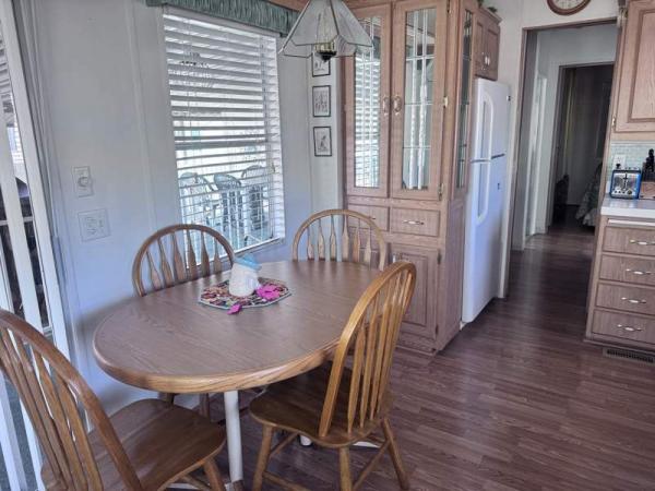 1994 OakP Manufactured Home