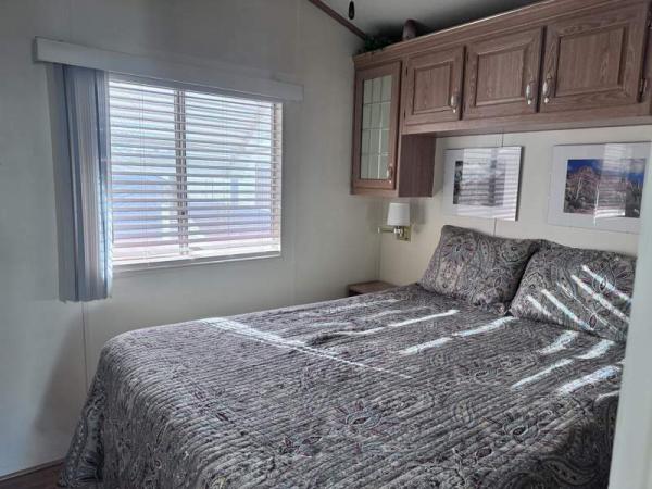 1994 OakP Manufactured Home