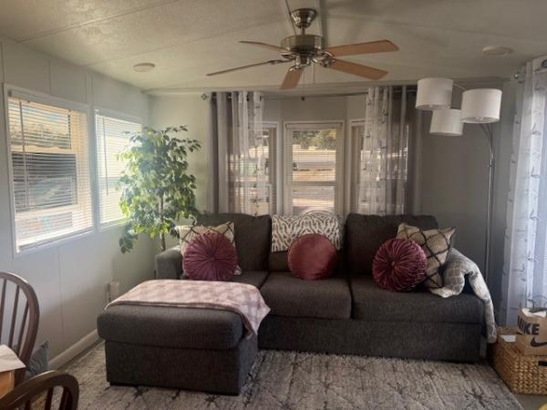 1986 Park Manufactured Home