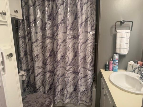 1986 Park Manufactured Home