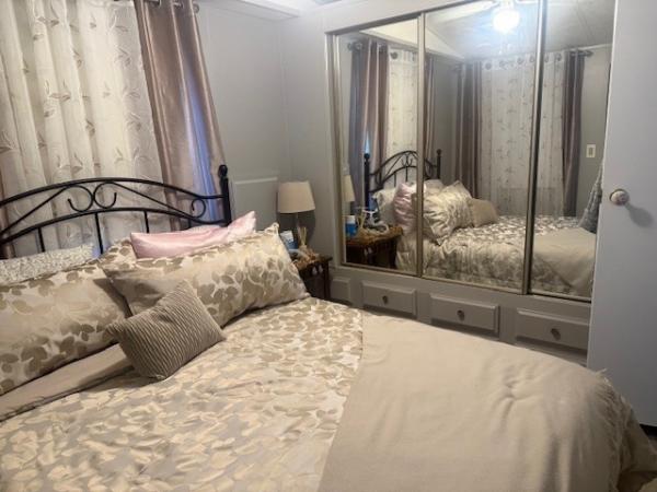 1986 Park Manufactured Home