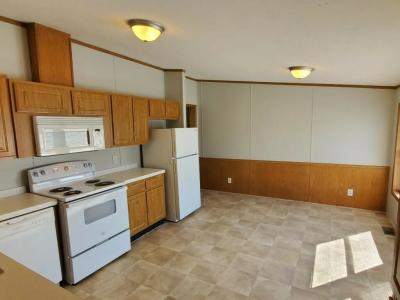 Photo 3 of 10 of home located at 11424 Branch Lane Miamisburg, OH 45342