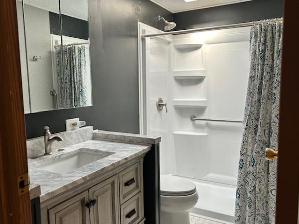 1993 Victorian MI0025330358 Mobile Home