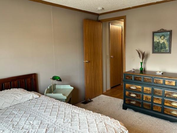 1993 Victorian MI0025330358 Mobile Home