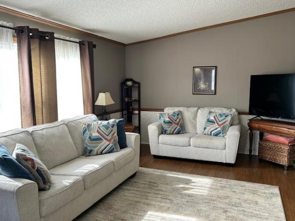 1993 Victorian MI0025330358 Mobile Home