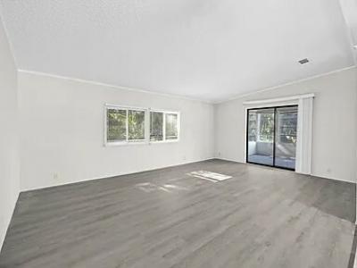 Photo 3 of 10 of home located at 8221 Cinnamon Court Port St Lucie, FL 34952