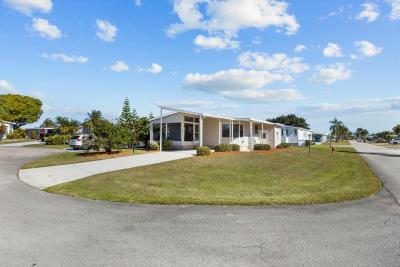 Photo 2 of 13 of home located at 8530 Leadtree Port St Lucie, FL 34952