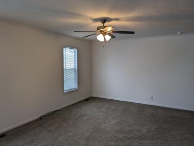 Photo 3 of 6 of home located at 477 Harrison Dr Davison, MI 48423