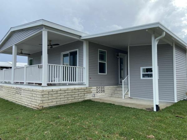 2025 CAVCO - Plant City Raleigh w/ Rear Porch Mobile Home