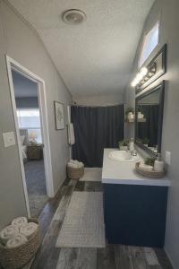 2002 Silver Creek Lone Star Mobile Home