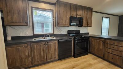 Photo 4 of 10 of home located at 9960 Joan Circle Site #135 Ypsilanti, MI 48197