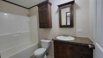 Photo 5 of 8 of home located at 6060 Lake Drive Site #092 Ypsilanti, MI 48197