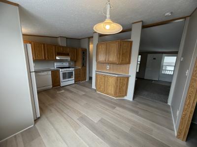 Photo 2 of 7 of home located at 19542 Homestead Lane Gibraltar, MI 48173