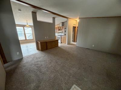 Photo 3 of 7 of home located at 19542 Homestead Lane Gibraltar, MI 48173