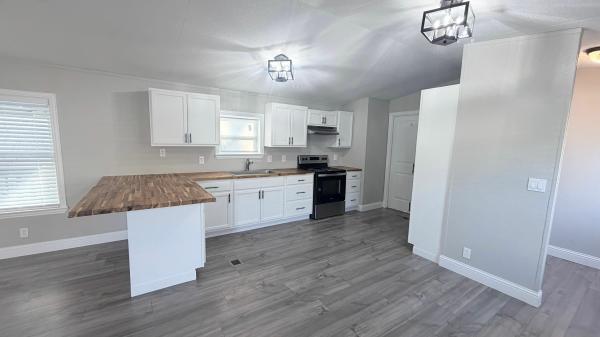 2004 Fleetwood Festival Mobile Home