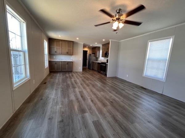 2022 Champion RA1670216 (2Bed) Mobile Home