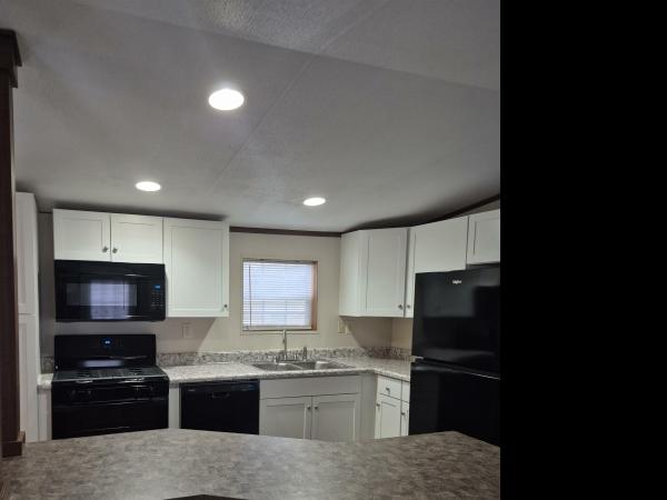 2012 CLAYTON 82 22BLR16763JH12  Home