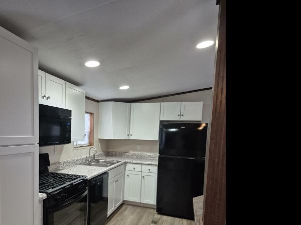 2012 CLAYTON 82 22BLR16763JH12  Home