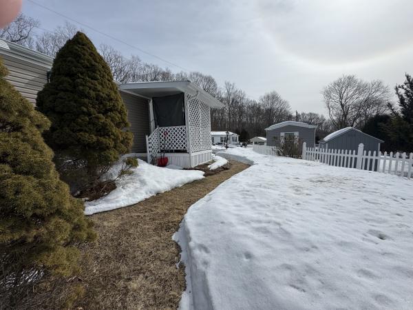 2005 Castle NA Mobile Home