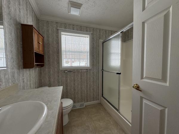 2005 Castle NA Mobile Home