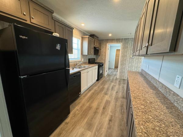 Photo 1 of 2 of home located at 21031 Chateau Thierry N., Site #608 Macomb, MI 48044