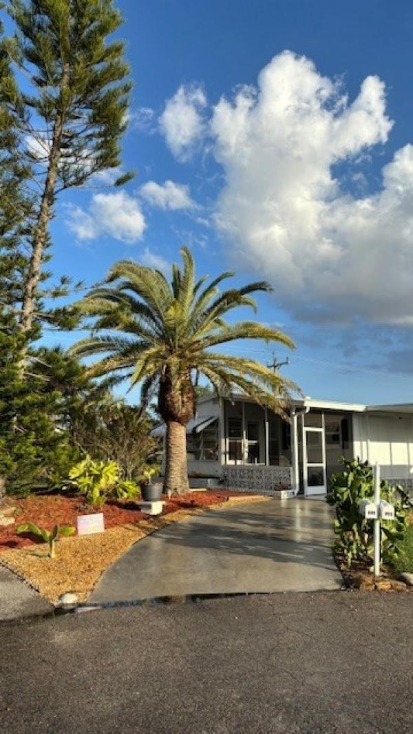 1978 Schultz Manufactured Home