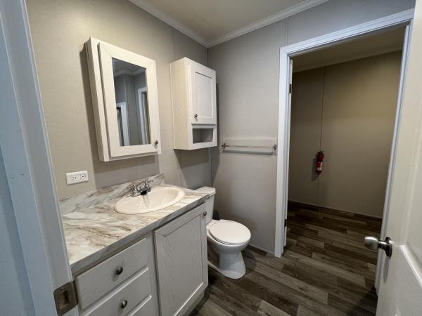 2022 Champion Redman Advantage II  Home