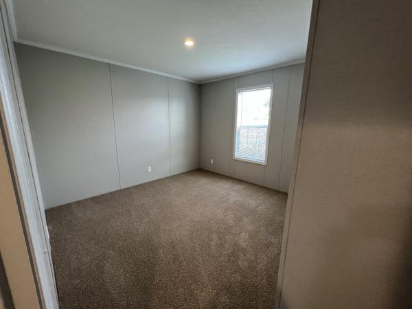 2022 Champion Redman Advantage II  Home