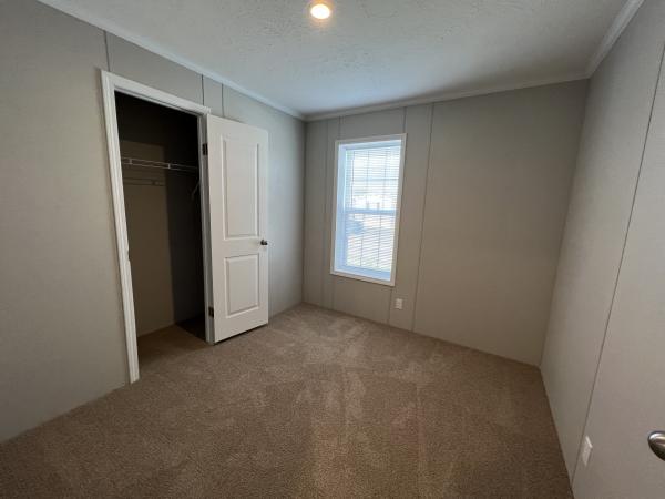 2022 Champion Redman Advantage II  Home