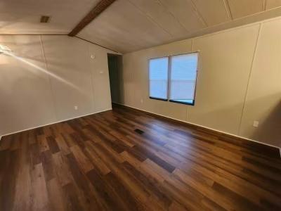 Photo 4 of 10 of home located at 491 Chapman Rd 42 Fountain Inn, SC 29644