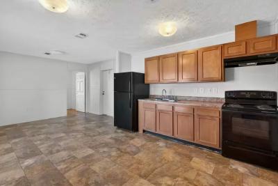 Photo 2 of 15 of home located at 250 Nelle Avenue # 28 Panama City, FL 32404