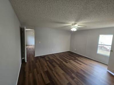 Photo 3 of 27 of home located at 491 Chapman Rd 9 Fountain Inn, SC 29644