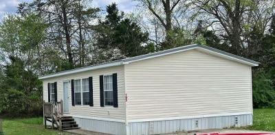 Mobile Home at 195 Boardwalk Cir London, KY 40741